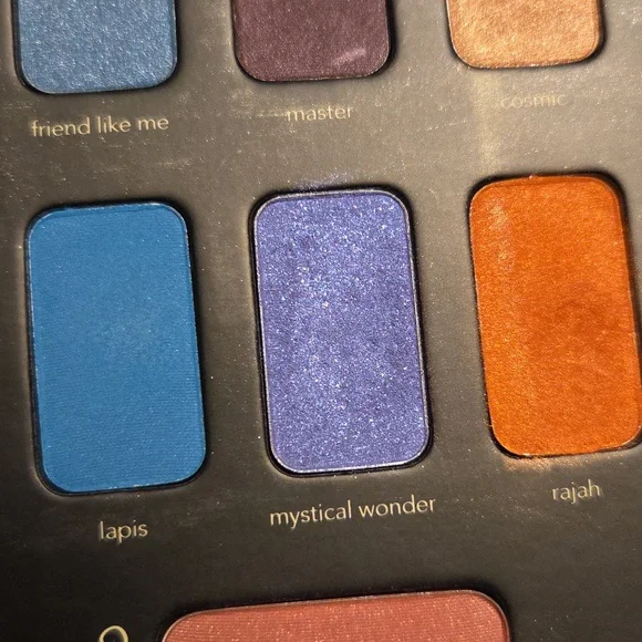 Disney Pricesss Storybook Eyeshadow Pallets - Picture 12 of 13